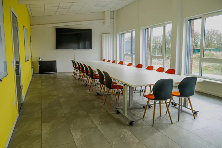 Hauptgebaeude_Besprechungsraum